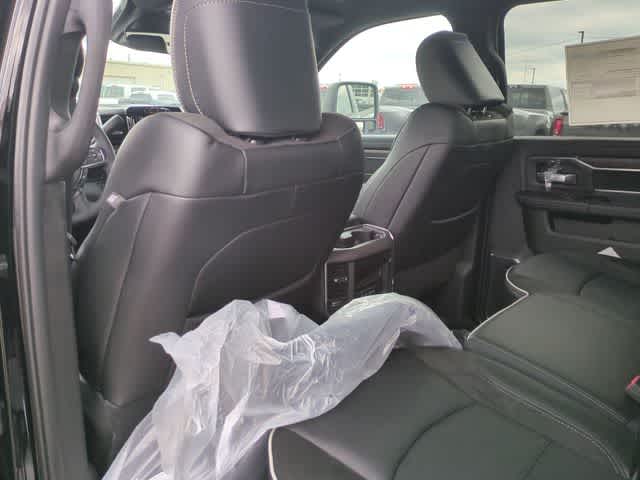 2026 RAM 3500 RAM 3500 LARAMIE CREW CAB 4X4 8' BOX