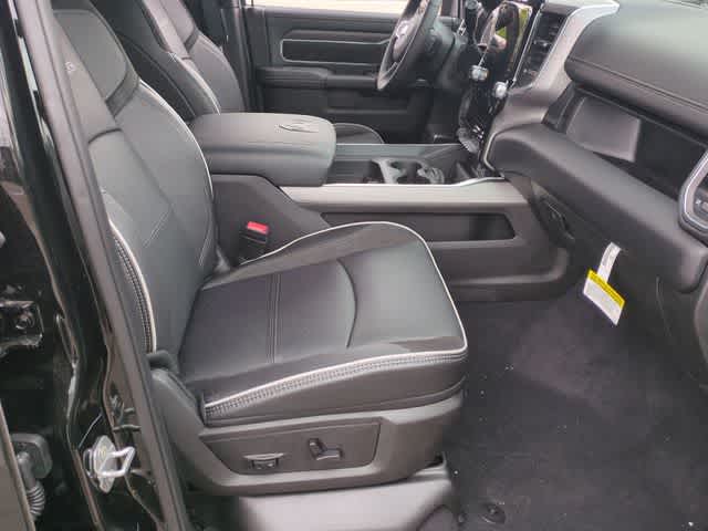 2026 RAM 3500 RAM 3500 LARAMIE CREW CAB 4X4 8' BOX