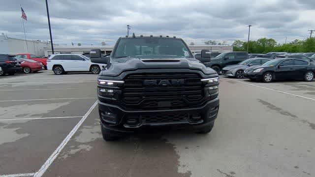 2026 RAM 3500 RAM 3500 LARAMIE CREW CAB 4X4 8' BOX