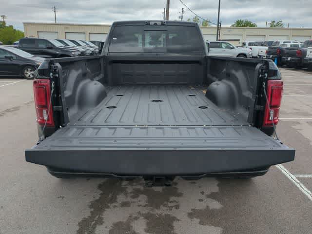 2026 RAM 3500 RAM 3500 LARAMIE CREW CAB 4X4 8' BOX