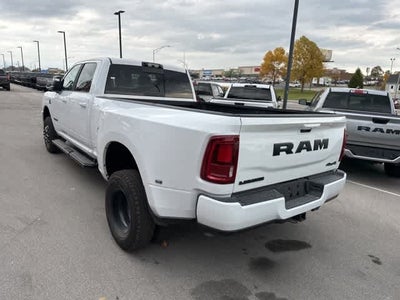 2026 RAM 3500 RAM 3500 LARAMIE CREW CAB 4X4 8' BOX