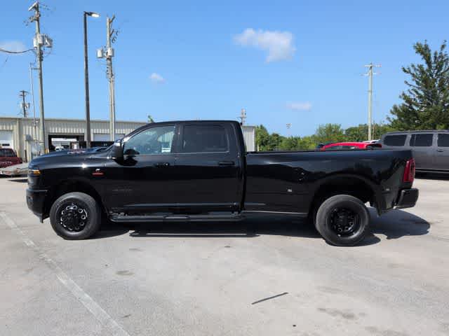 2026 RAM 3500 RAM 3500 LARAMIE CREW CAB 4X4 8' BOX