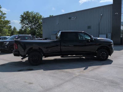 2026 RAM 3500 RAM 3500 LARAMIE CREW CAB 4X4 8' BOX