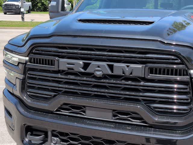 2026 RAM 3500 RAM 3500 LARAMIE CREW CAB 4X4 8' BOX