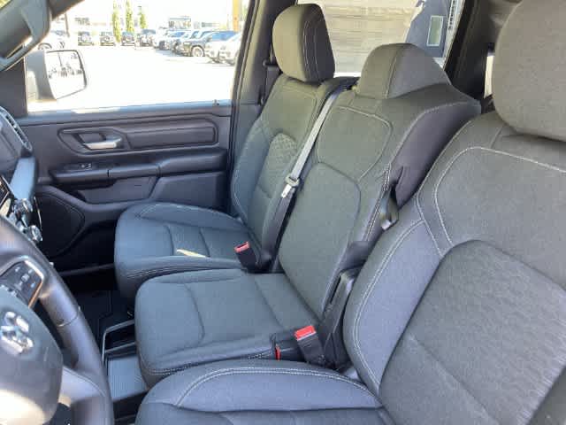 2026 RAM 1500 RAM 1500 EXPRESS CREW CAB 4X4 5'7' BOX