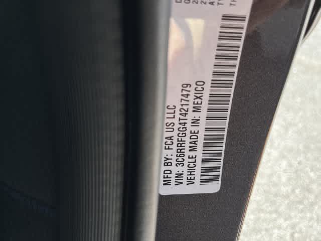 2026 RAM 1500 RAM 1500 EXPRESS CREW CAB 4X4 5'7' BOX