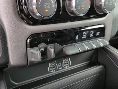2026 RAM 1500 RAM 1500 BIG HORN CREW CAB 4X4 5'7' BOX
