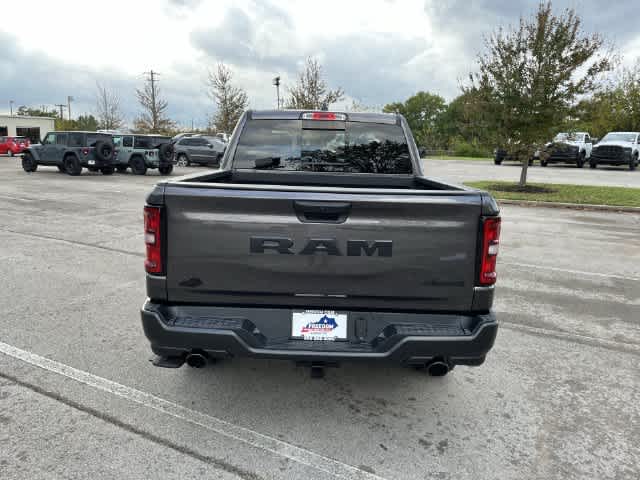 2027 RAM 1500 RAM 1500 WARLOCK CREW CAB 4X4 5'7' BOX