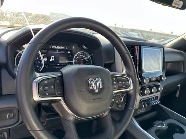 2027 RAM 1500 RAM 1500 EXPRESS CREW CAB 4X4 5'7' BOX