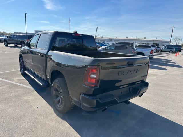 2027 RAM 1500 RAM 1500 EXPRESS CREW CAB 4X4 5'7' BOX