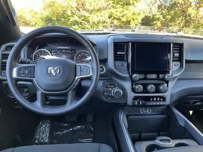 2027 RAM 1500 RAM 1500 EXPRESS CREW CAB 4X4 5'7' BOX