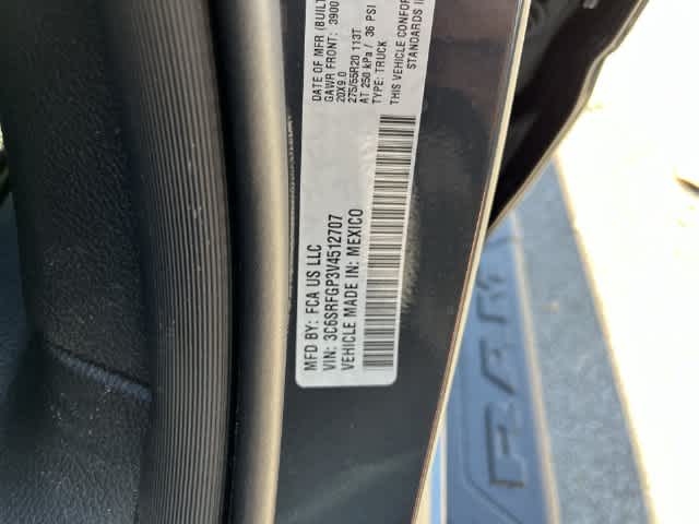 2027 RAM 1500 RAM 1500 EXPRESS CREW CAB 4X4 5'7' BOX