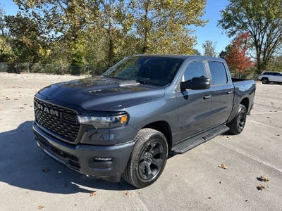2027 RAM 1500 RAM 1500 EXPRESS CREW CAB 4X4 5'7' BOX