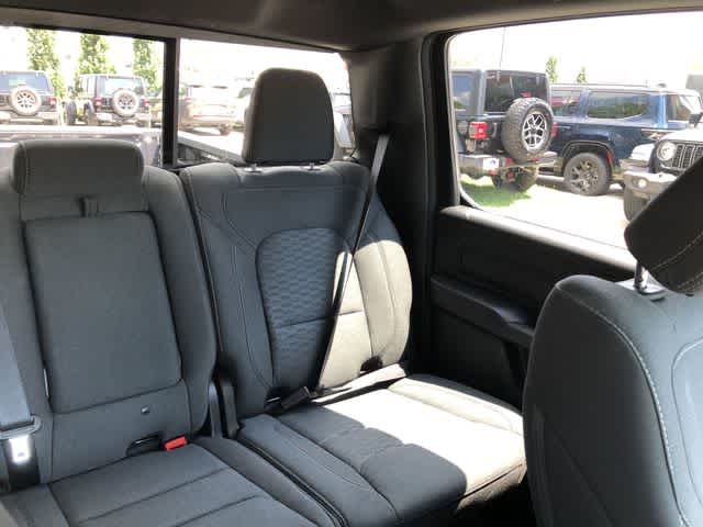 2026 RAM 1500 RAM 1500 TRADESMAN CREW CAB 4X4 5'7' BOX