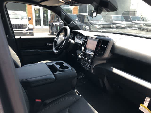 2026 RAM 1500 RAM 1500 TRADESMAN CREW CAB 4X4 5'7' BOX
