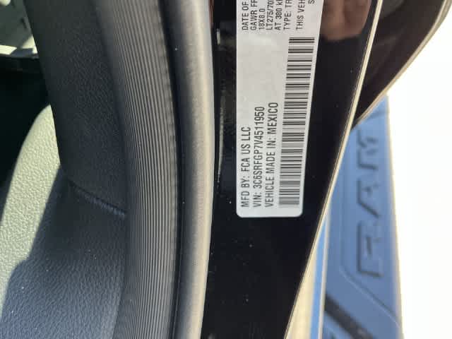 2027 RAM 1500 RAM 1500 WARLOCK CREW CAB 4X4 5'7' BOX