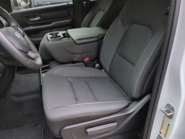 2026 RAM 1500 RAM 1500 TRADESMAN CREW CAB 4X4 5'7' BOX