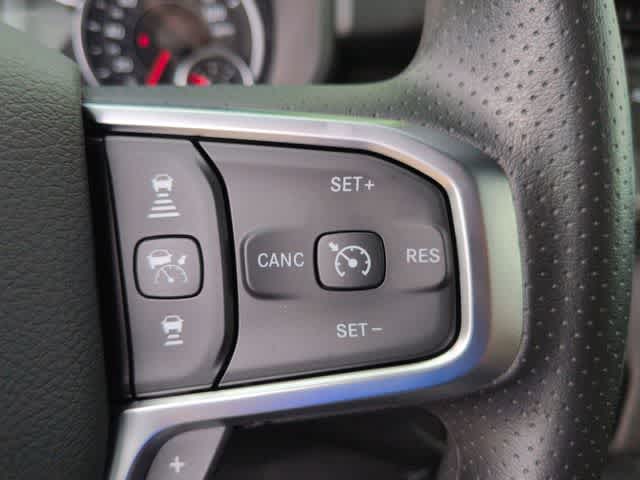 2026 RAM 1500 RAM 1500 TRADESMAN CREW CAB 4X4 5'7' BOX