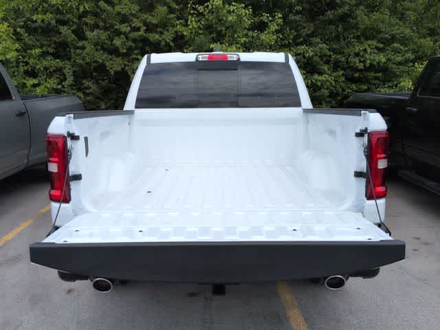 2026 RAM 1500 RAM 1500 TRADESMAN CREW CAB 4X4 5'7' BOX