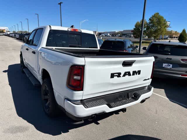 2027 RAM 1500 RAM 1500 EXPRESS CREW CAB 4X4 5'7' BOX