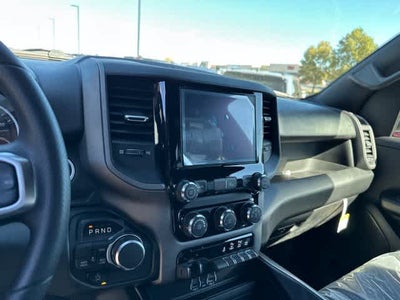 2027 RAM 1500 RAM 1500 EXPRESS CREW CAB 4X4 5'7' BOX