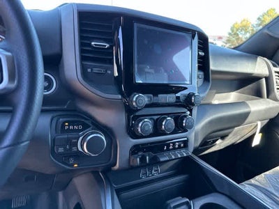2027 RAM 1500 RAM 1500 EXPRESS CREW CAB 4X4 5'7' BOX