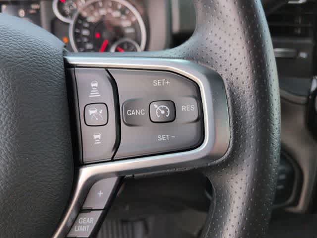 2026 RAM 2500 RAM 2500 TRADESMAN CREW CAB 4X4 6'4' BOX