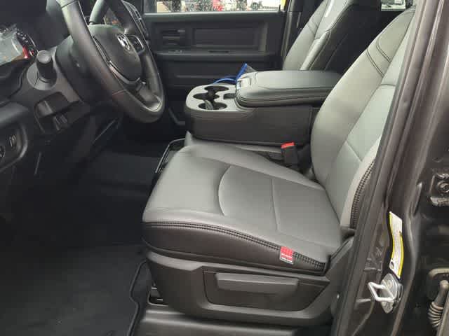 2026 RAM 2500 RAM 2500 TRADESMAN CREW CAB 4X4 6'4' BOX