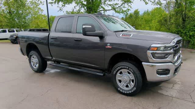 2026 RAM 2500 RAM 2500 TRADESMAN CREW CAB 4X4 6'4' BOX