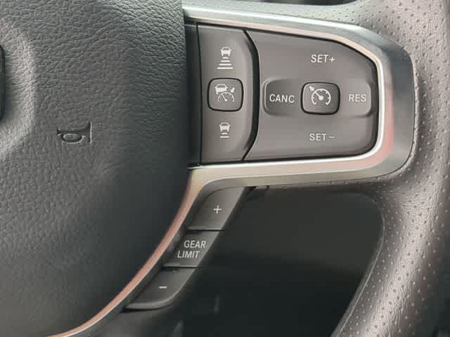2026 RAM 2500 RAM 2500 TRADESMAN CREW CAB 4X4 6'4' BOX