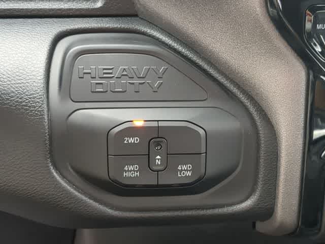 2026 RAM 2500 RAM 2500 TRADESMAN CREW CAB 4X4 6'4' BOX