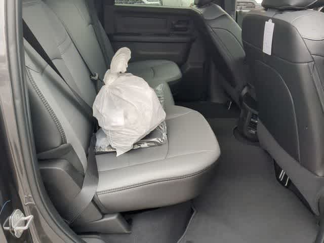 2026 RAM 2500 RAM 2500 TRADESMAN CREW CAB 4X4 6'4' BOX