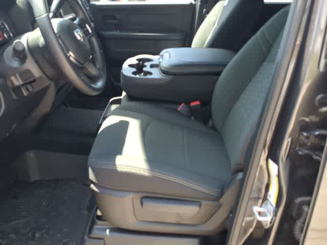 2026 RAM 2500 RAM 2500 TRADESMAN CREW CAB 4X4 6'4' BOX