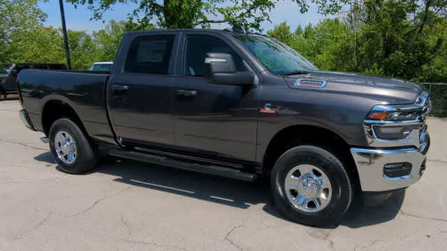 2026 RAM 2500 RAM 2500 TRADESMAN CREW CAB 4X4 6'4' BOX