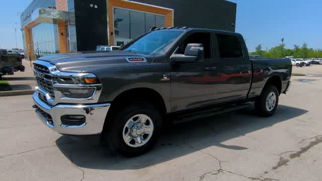 2026 RAM 2500 RAM 2500 TRADESMAN CREW CAB 4X4 6'4' BOX
