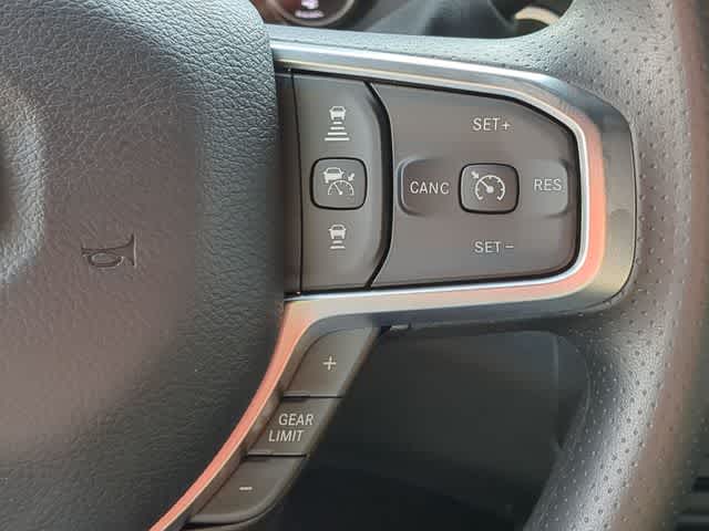 2026 RAM 2500 RAM 2500 TRADESMAN CREW CAB 4X4 6'4' BOX