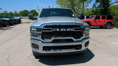 2026 RAM 2500 RAM 2500 TRADESMAN CREW CAB 4X4 6'4' BOX