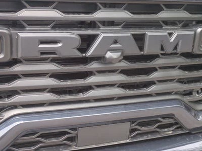 2026 RAM 2500 RAM 2500 BLACK EXPRESS CREW CAB 4X4 6'4' BOX
