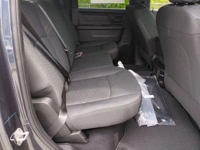 2026 RAM 2500 RAM 2500 BLACK EXPRESS CREW CAB 4X4 6'4' BOX