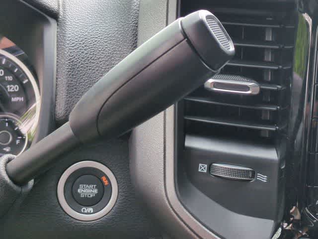 2026 RAM 2500 RAM 2500 BLACK EXPRESS CREW CAB 4X4 6'4' BOX