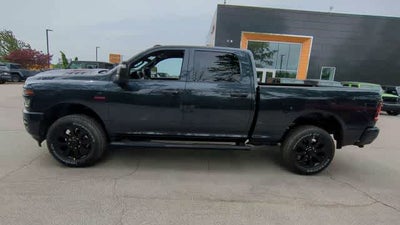2026 RAM 2500 RAM 2500 BLACK EXPRESS CREW CAB 4X4 6'4' BOX