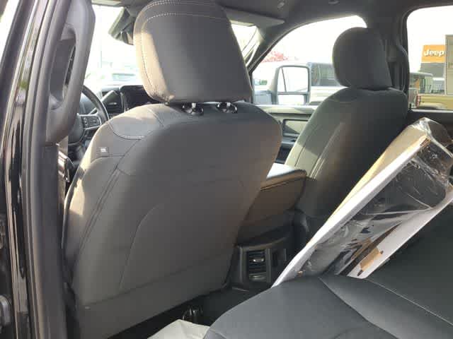 2026 RAM 2500 RAM 2500 TRADESMAN CREW CAB 4X4 6'4' BOX