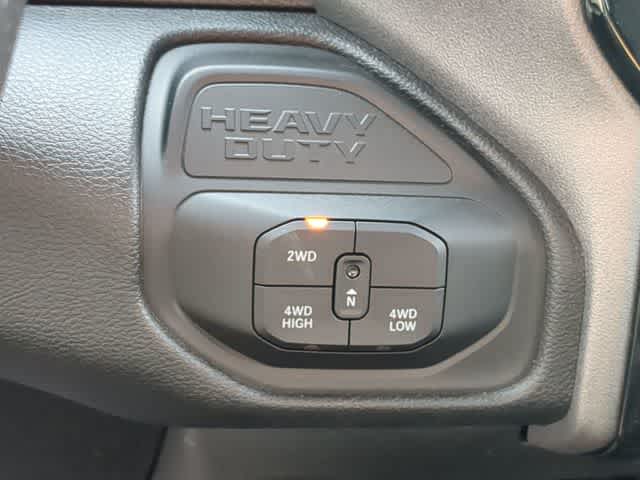 2026 RAM 2500 RAM 2500 TRADESMAN CREW CAB 4X4 6'4' BOX