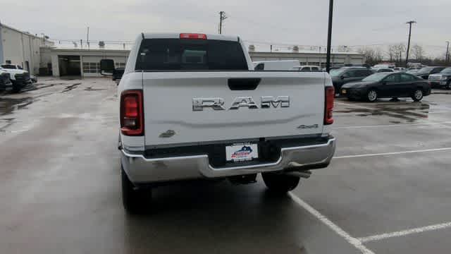2026 RAM 2500 RAM 2500 TRADESMAN CREW CAB 4X4 6'4' BOX
