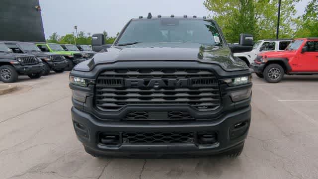 2026 RAM 2500 RAM 2500 TRADESMAN CREW CAB 4X4 6'4' BOX