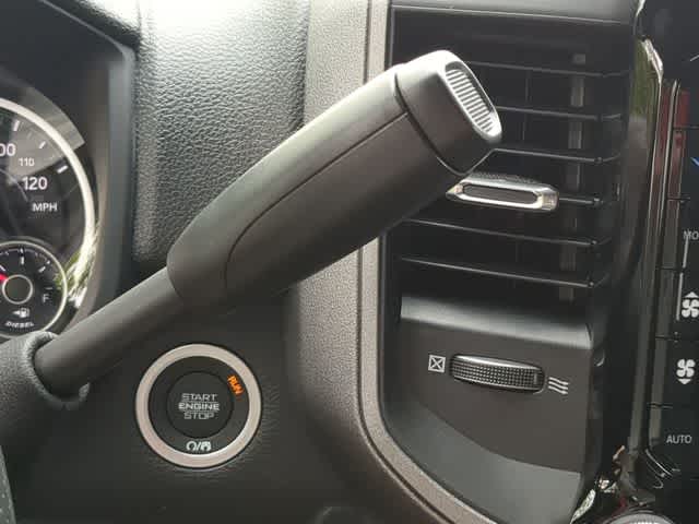 2026 RAM 2500 RAM 2500 TRADESMAN CREW CAB 4X4 6'4' BOX
