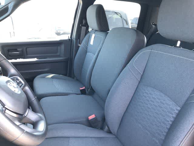 2026 RAM 2500 RAM 2500 BLACK EXPRESS CREW CAB 4X4 6'4' BOX