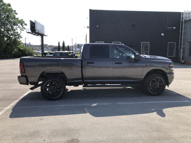 2026 RAM 2500 RAM 2500 BLACK EXPRESS CREW CAB 4X4 6'4' BOX