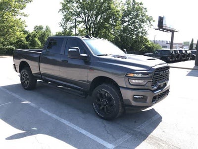 2026 RAM 2500 RAM 2500 BLACK EXPRESS CREW CAB 4X4 6'4' BOX