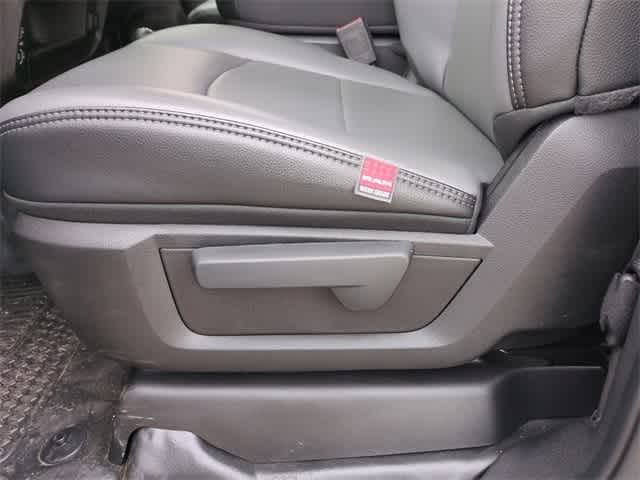 2024 RAM 2500 RAM 2500 TRADESMAN CREW CAB 4X4 6'4' BOX